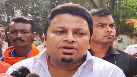 ಅನುಪಮ್ ಹಜ್ರಾ