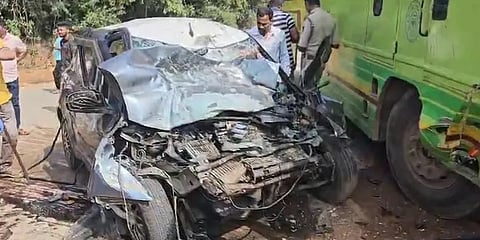 ಕಾರು-ಕೆಎಸ್ ಆರ್ ಟಿಸಿ ಬಸ್ ಮುಖಾಮುಖಿ ಡಿಕ್ಕಿ