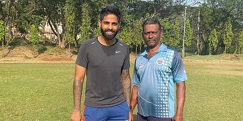 ಸೂರ್ಯಕುಮಾರ್ ಯಾದವ್- ಕೋಚ್ ಅಶೋಕ್ ಅಸ್ವಾಲ್ಕರ್
