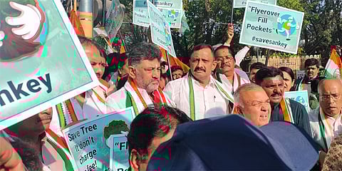 ಕಾಂಗ್ರೆಸ್ ನಾಯಕರ ಪ್ರತಿಭಟನೆ