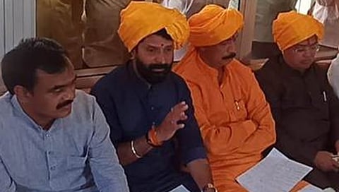 ವಿಜಯಪುರ ಜಿಲ್ಲೆಯ ಆಲಮಟ್ಟಿಯಲ್ಲಿ ಸೋಮವಾರ ಬಿಜೆಪಿ ರಾಷ್ಟ್ರೀಯ ಪ್ರಧಾನ ಕಾರ್ಯದರ್ಶಿ ಸಿ ಟಿ ರವಿ ಮಾಧ್ಯಮಗಳೊಂದಿಗೆ ಮಾತನಾಡಿದರು.