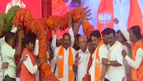 ಗಜೇಂದ್ರಗಡದಲ್ಲಿ ಬುಧವಾರ ನಡೆದ ಬಿಜೆಪಿಯ ಜನಸಂಕಲ್ಪ ಯಾತ್ರೆಯಲ್ಲಿ ಬಿಎಸ್ ಯಡಿಯೂರಪ್ಪ