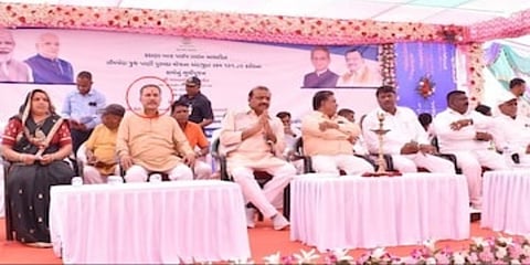 ಬಿಜೆಪಿ ನಾಯಕರೊಂದಿಗೆ ವೇದಿಕೆ ಹಂಚಿಕೊಂಡಿರುವ ಬಿಲ್ಕಿಸ್ ಬಾನು ಸಾಮೂಹಿಕ ಅತ್ಯಾಚಾರ ಅಪರಾಧಿ