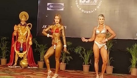 ಮಹಿಳಾ ಬಾಡಿ ಬಿಲ್ಡರ್ ಗಳ ಪ್ರದರ್ಶನ