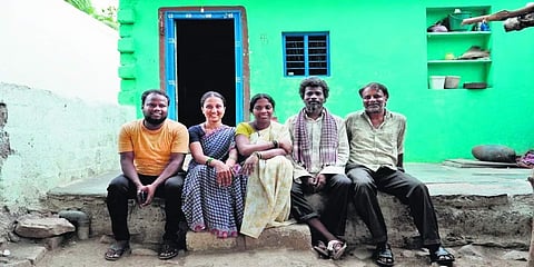 ಉತ್ಸವ್ ಗೋನ್ವಾರ್ ಅವರ ಫೋಟೋ ಸಿನಿಮಾದ ಸ್ಟಿಲ್