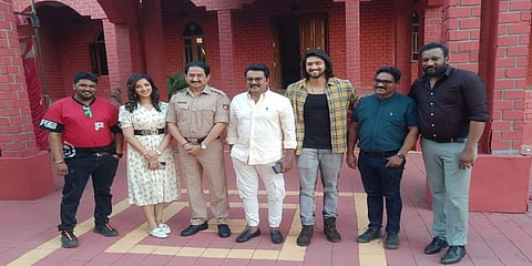 ಹಂಟರ್ ಚಿತ್ರತಂಡದೊಂದಿಗೆ ನಟ ಶರತ್‌ಕುಮಾರ್