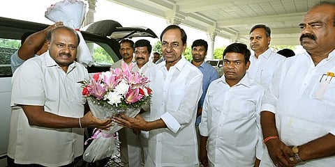ಕುಮಾರಸ್ವಾಮಿ ಪರ ಕೆಸಿಆರ್ ಪ್ರಚಾರ