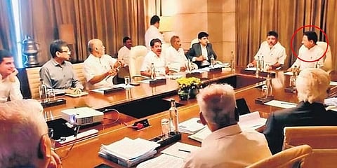 ಸಭೆಯಲ್ಲಿ ರಂದೀಪ್ ಸಿಂಗ್ ಸುರ್ಜೆವಾಲಾ