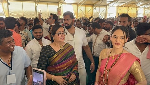 ಮಂಡ್ಯದಲ್ಲಿ ಅಭಿಷೇಕ್ ಅಂಬರೀಷ್ ಬೀಗರ ಊಟ