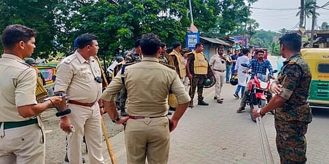 ಘಟನಾ ಸ್ಥಳದಲ್ಲಿ ಪೊಲೀಸರು
