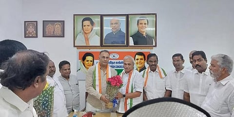 ಪುದುಚೆರಿಯಲ್ಲಿ ದಿನೇಶ್ ಗುಂಡೂರಾವ್
