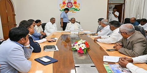 ಕೈಗಾರಿಕೋದ್ಯಮಗಳೊಂದಿಗೆ ಸಿಎಂ ಸಿದ್ದರಾಮಯ್ಯ ಸಭೆ