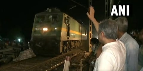 ರೈಲುಗಳ ಸಂಚಾರ ಪುನರಾರಂಭ