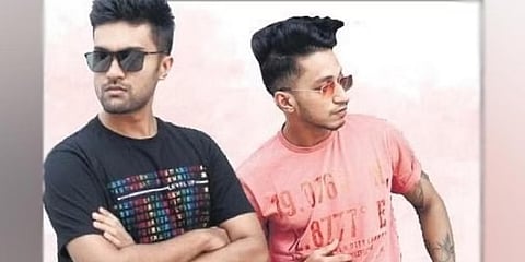 ಟಾರ್ಕ್ ಮತ್ತು ತಂಡ