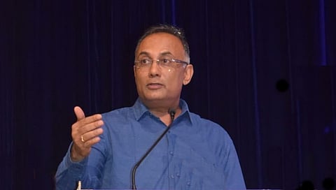 ದಿನೇಶ್ ಗುಂಡೂರಾವ್.