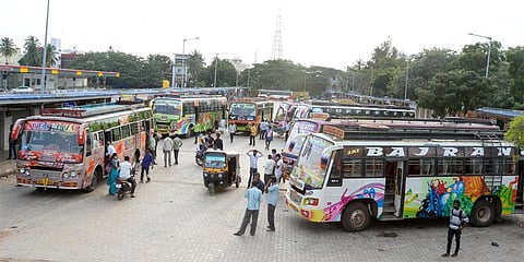 ಆಟೋ, ಕ್ಯಾಬ್, ಖಾಸಗಿ ಬಸ್ ಸಂಚಾರ ಸ್ಥಗಿತ