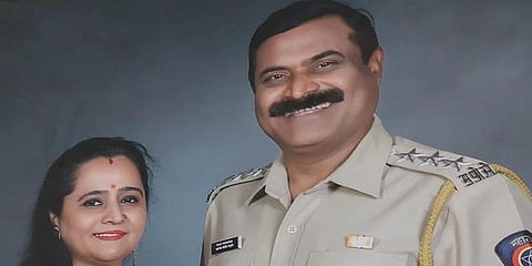 ಮೋನಿ ಗಾಯಕ್ವಾಡ್ -  ಭರತ್ ಗಾಯಕ್ವಾಡ್