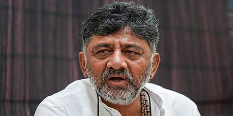 ಡಿ ಕೆ ಶಿವಕುಮಾರ್