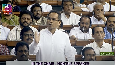 ಸಂಸತ್ತಿನಲ್ಲಿ ಮಾತನಾಡುತ್ತಿರುವ ಗೌರವ್ ಗೊಗೋಯ್.