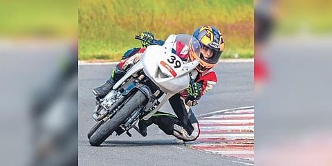 ರೇಸರ್ ಶ್ರೇಯಸ್ ಹರೀಶ್