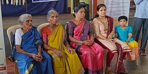 ಎಡದಿಂದ: ಸೀತಾ ಪೂಜಾರ್ತಿ, ಸುಂದರಿ ಪೂಜಾರ್ತಿ, ಯಮುನಾ ಪೂಜಾರ್ತಿ, ಪವಿತ್ರಾ ವಿ ಅಮೀನ್ ಮತ್ತು ದಿತ್ಯ ವಿ ಅಮೀನ್