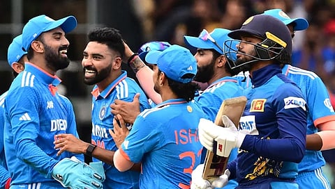 ಏಷ್ಯಾಕಪ್ 2023 ಫೈನಲ್: ಭಾರತ ಮಾರಕ ಬೌಲಿಂಗ್ ದಾಳಿಗೆ ಲಂಕಾ ಸರ್ವ ಪತನ: 50 ರನ್ ಕಳಪೆ ಮೊತ್ತ ದಾಖಲು!