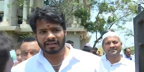 ನಿಖಿಲ್ ಕುಮಾರಸ್ವಾಮಿ