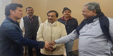 ಸಚಿನ್ ತೆಂಡೊಲ್ಕರ್ -ಸಿಎಂ ಸಿದ್ದರಾಮಯ್ಯ ಭೇಟಿ ಚಿತ್ರ