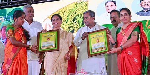 ಅರಮನೆ ಮೈದಾನದಲ್ಲಿ ಸಿರಿಧಾನ್ಯ ಮತ್ತು ಸಾವಯವ ಅಂತಾರಾಷ್ಟ್ರೀಯ ವಾಣಿಜ್ಯ ಮೇಳ 2024 ಮತ್ತು ಸಿರಿಧಾನ್ಯ ತಿನಿಸುಗಳ ಪ್ರದರ್ಶನ ಮತ್ತು ಮಾರಾಟ ಮಳಿಗೆಗಳನ್ನು ಉದ್ಘಾಟನೆ