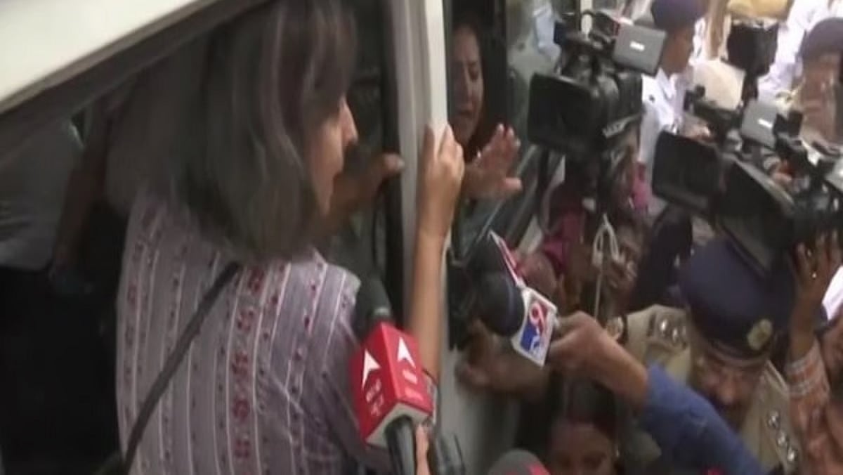 ಸಂದೇಶಖಾಲಿ ಪ್ರಕರಣ: ಮಾರ್ಗಮಧ್ಯೆ ಸ್ವತಂತ್ರ ಸತ್ಯಶೋಧನಾ ತಂಡವನ್ನು ಬಂಧಿಸಿದ ಪೊಲೀಸರು!