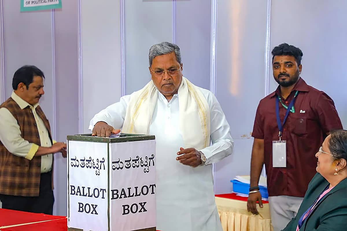 ರಾಜ್ಯಸಭೆ ಚುನಾವಣೆ ಫಲಿತಾಂಶ ಪ್ರಕಟ: 3 ಸ್ಥಾನ ಗೆದ್ದ ಕಾಂಗ್ರೆಸ್; ಬಿಜೆಪಿ, ಜೆಡಿಎಸ್ ಮೈತ್ರಿಗೆ ಮುಖಭಂಗ