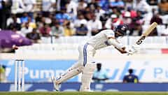 ಇಂಗ್ಲೆಂಡ್ ವಿರುದ್ಧದ ಟೆಸ್ಟ್ ಸರಣಿಯಲ್ಲಿ ದಾಖಲೆ ಬರೆದ ಯಶಸ್ವಿ ಜೈಸ್ವಾಲ್!
