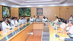 ಬೇಸಿಗೆ ವೇಳೆ ಕುಡಿಯುವ ನೀರಿನ ಸಮಸ್ಯೆಯಾಗದಂತೆ ಸೂಕ್ತ ಕ್ರಮ ಕೈಗೊಳ್ಳಿ: ಅಧಿಕಾರಿಗಳಿಗೆ ಸಚಿವ ಎಂಬಿ ಪಾಟೀಲ್ ಸೂಚನೆ
