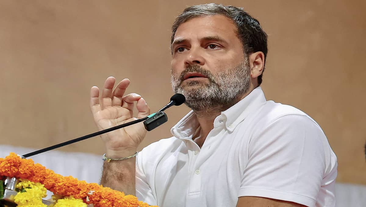 ಬಿಜೆಪಿಯವರು ಗದ್ದಲ ಮಾಡುತ್ತಾರೆ, ಆದರೆ ಸಂವಿಧಾನವನ್ನು ಬದಲಿಸುವ ಧೈರ್ಯವಿಲ್ಲ: ರಾಹುಲ್ ಗಾಂಧಿ