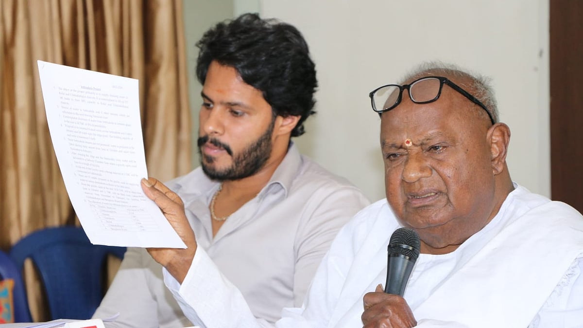 ಕಾಂಗ್ರೆಸ್ಗೆ ನನ್ನ ಕುಟುಂಬದ ಬಗ್ಗೆ ಅಸೂಯೆ ಇದೆ: ಹೆಚ್'ಡಿ ದೇವೇಗೌಡ