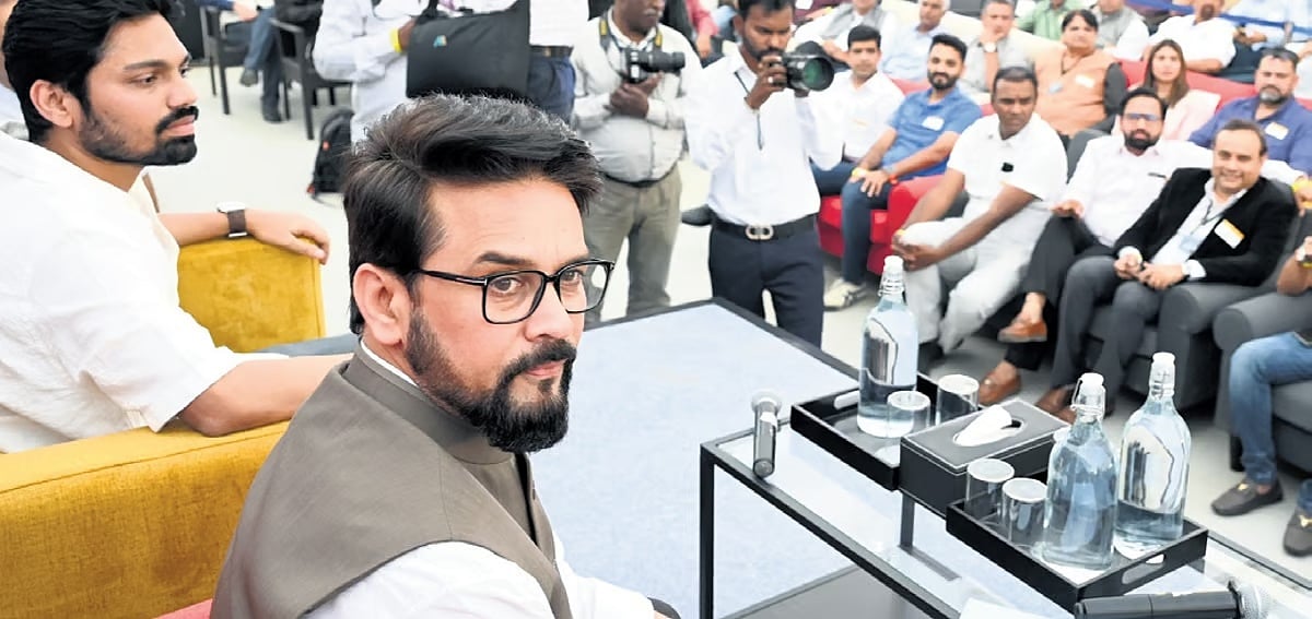 ಜನರ ತೆರಿಗೆ ಹಣವನ್ನು ಬಡವರ ಕಲ್ಯಾಣಕ್ಕೆ ಬಳಸಲಾಗಿದೆ: ಕೇಂದ್ರ ಸಚಿವ ಅನುರಾಗ್ ಠಾಕೂರ್