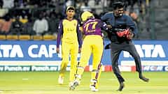 WPL 2024: ಪಂದ್ಯದ ವೇಳೆ ಮೈದಾನಕ್ಕೆ ನುಗ್ಗಿದ ವ್ಯಕ್ತಿಯ ಬಂಧನ