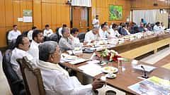 ನೀರಿನ ಸಮಸ್ಯೆ ನಿರ್ವಹಣೆಗೆ ನಿಯಂತ್ರಣ ಕೊಠಡಿ, ಸಹಾಯವಾಣಿ ಆರಂಭ; ಸ್ಥಳೀಯ ಶಾಸಕರ ನೇತೃತ್ವದಲ್ಲಿ ಕಾರ್ಯಪಡೆ ರಚನೆ: ಸಿಎಂ