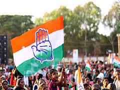 ಅಭ್ಯರ್ಥಿಗಳ ಪಟ್ಟಿ ಪ್ರಕಟಿಸಿದ ಟಿಎಂಸಿ: ನಾಮಪತ್ರ ಹಿಂಪಡೆಯುವ ಮುನ್ನ ಯಾವಾಗ ಬೇಕಾದರೂ ಮೈತ್ರಿ ಸಾಧ್ಯತೆ- ಕಾಂಗ್ರೆಸ್