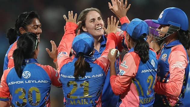 WPL 2024: ಆರ್ ಸಿಬಿಗೆ ಸತತ 2ನೇ ಸೋಲು, ಮುಂಬೈ ಇಂಡಿಯನ್ಸ್ ಗೆ 7 ವಿಕೆಟ್ ಭರ್ಜರಿ ಜಯ