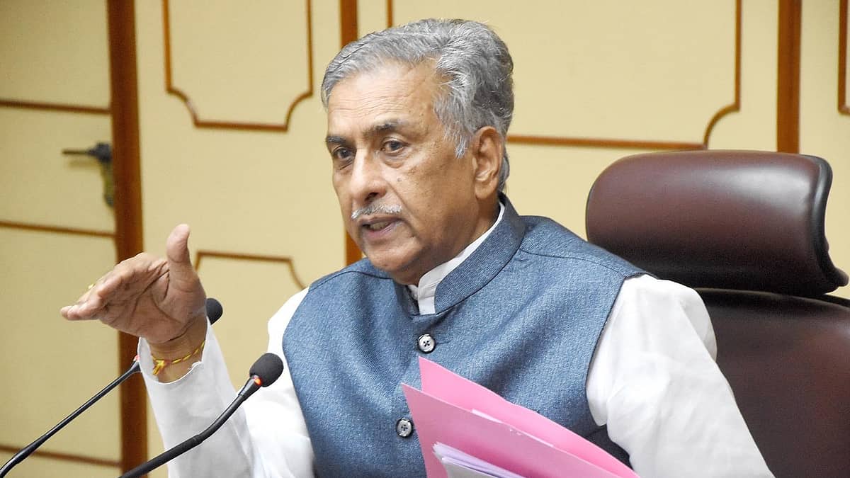 ರಾಜೀನಾಮೆ ಕೊಟ್ಟಿಲ್ಲ ಸಭಾಪತಿ Basavaraj Horatti? ಅವರೇ ಕೊಟ್ಟ ಸ್ಪಷ್ಟನೆ ಏನು?