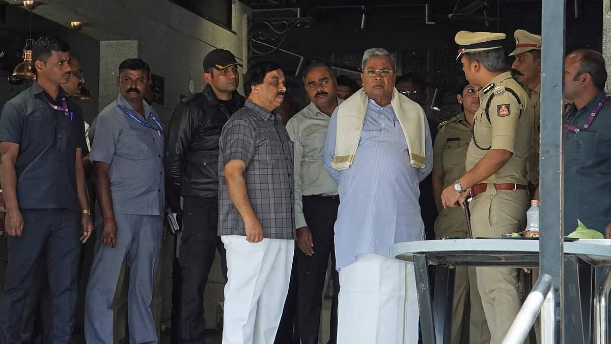 ರಾಮೇಶ್ವರಂ ಕೆಫೆ ಸ್ಫೋಟ: ಕ್ಯಾಪ್, ಮಾಸ್ಕ್ ಧರಿಸಿ ಬಂದು ರವೆ ಇಡ್ಲಿ ತಿಂದು ಟೈಮರ್ ಇಟ್ಟು ಹೋಗಿದ್ದ ಶಂಕಿತ!