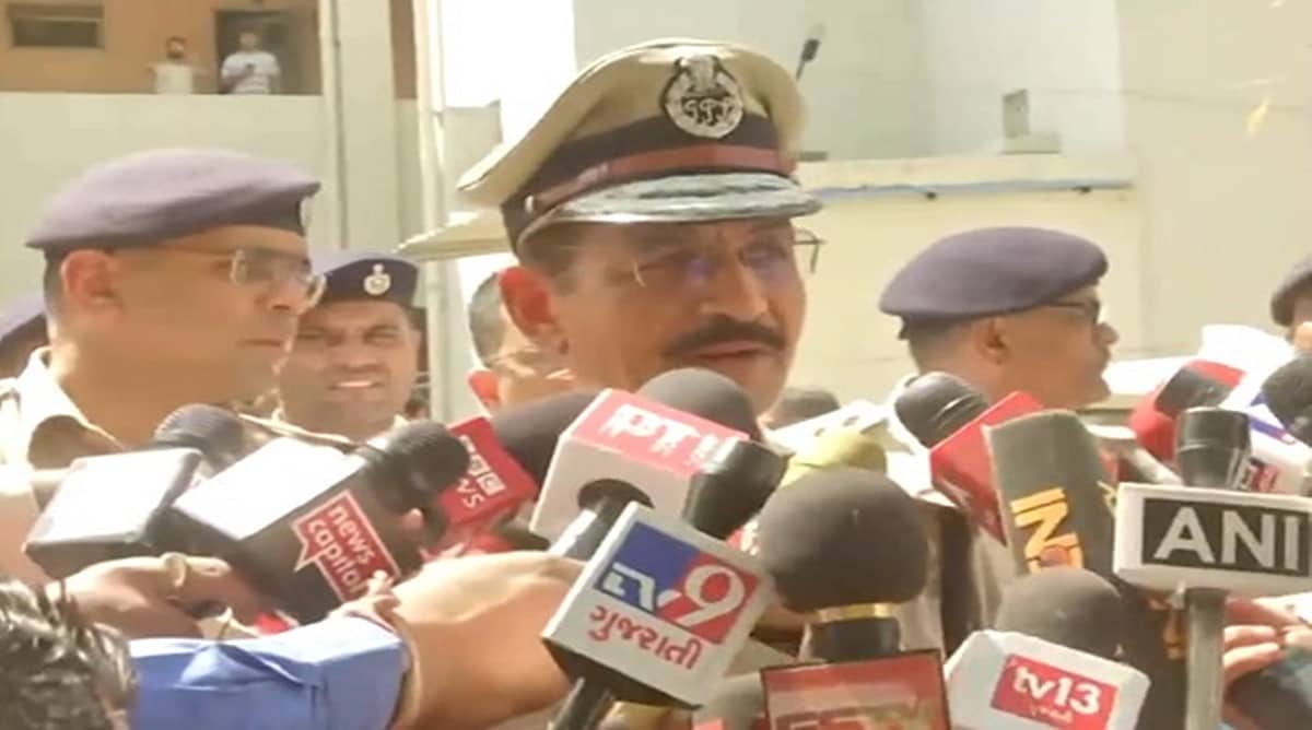 ನಮಾಜ್ ವಿಚಾರ: ಗುಜರಾತ್ ವಿವಿ ಹಾಸ್ಟೆಲ್ ನಲ್ಲಿ ವಿದೇಶಿ ವಿದ್ಯಾರ್ಥಿಗಳ ಮೇಲೆ ಹಲ್ಲೆ, ಇಬ್ಬರು ಆಸ್ಪತ್ರೆಗೆ ದಾಖಲು