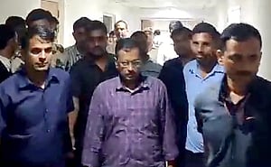 ದೆಹಲಿ LG ಕೈಗೆ ಅರವಿಂದ್ ಕೇಜ್ರಿವಾಲ್ ಇನ್ಸುಲಿನ್ ಕುರಿತ ವರದಿ: ಕೇಜ್ರಿವಾಲ್ ಜೀವಕ್ಕೆ ಅಪಾಯವಿದೆ-ಆತಿಶಿ