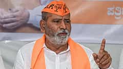 ಕೊಪ್ಪಳ ಸಂಸದ ಕರಡಿ ಸಂಗಣ್ಣ ಬಿಜೆಪಿಗೆ ಗುಡ್ ಬೈ; ನಾಳೆ ಕಾಂಗ್ರೆಸ್ ಸೇರ್ಪಡೆ ಸಾಧ್ಯತೆ