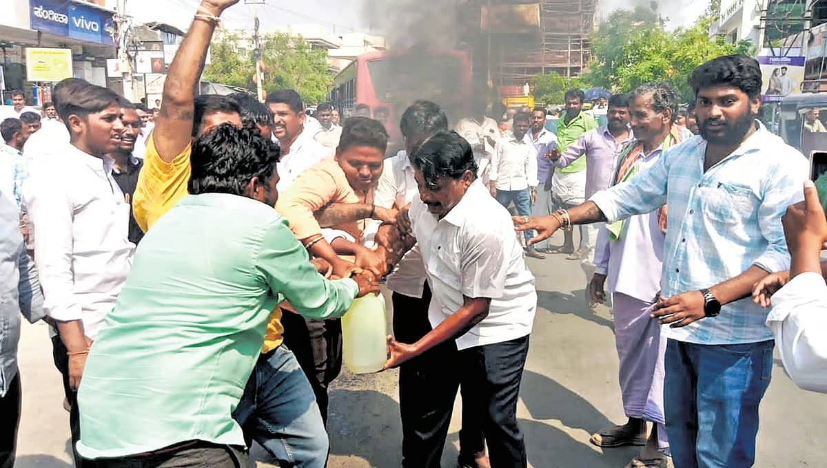 ರಾಯಚೂರು ಬಿಜೆಪಿಯಲ್ಲಿ ಅಸಮಾಧಾನ: ಬಿ.ವಿ ನಾಯಕ್ ಅಭಿಮಾನಿಗಳ ಆತ್ಮಹತ್ಯೆ ಯತ್ನ