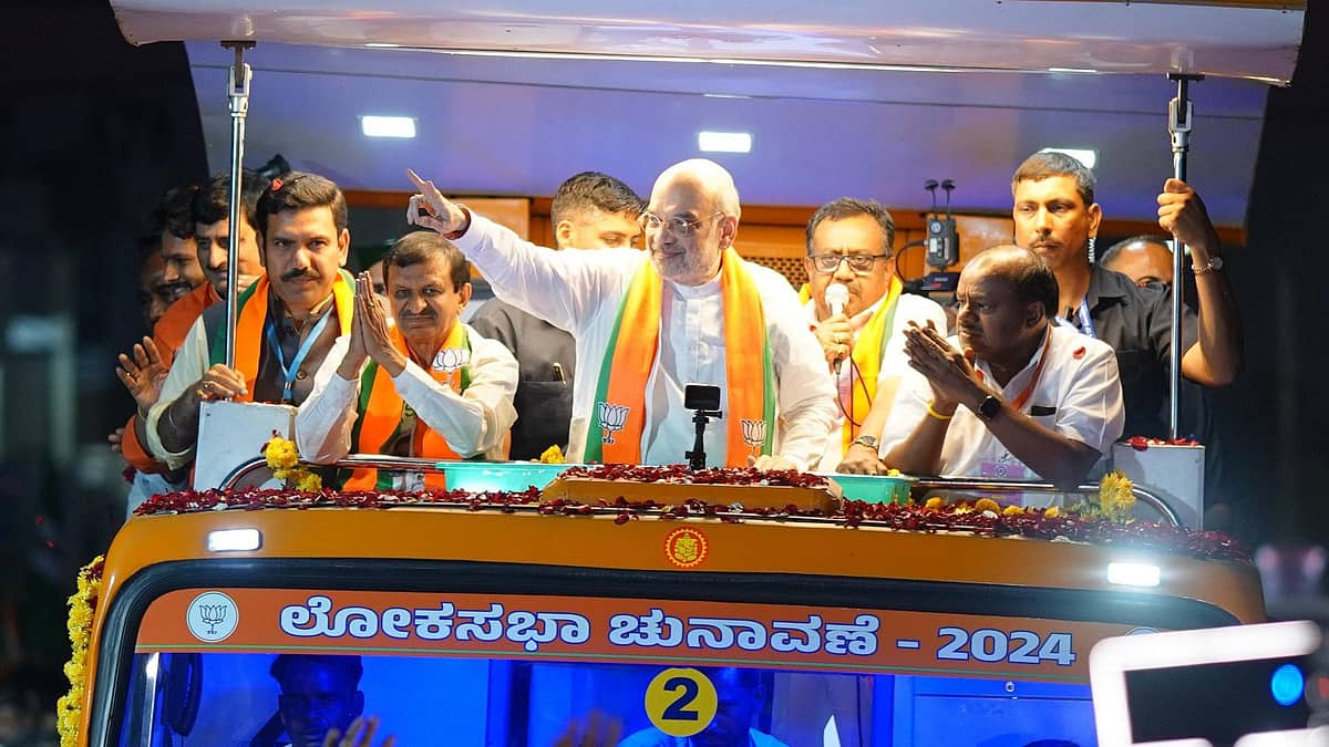 ಕಾಂಗ್ರೆಸ್ ಗೆ ಹಿತ ಶತ್ರುಗಳ ಕಾಟ; ಚಕ್ರವ್ಯೂಹದಲ್ಲಿ ಕುಮಾರಸ್ವಾಮಿ ಒಂಟಿ! (ಸುದ್ದಿ ವಿಶ್ಲೇಷಣೆ)