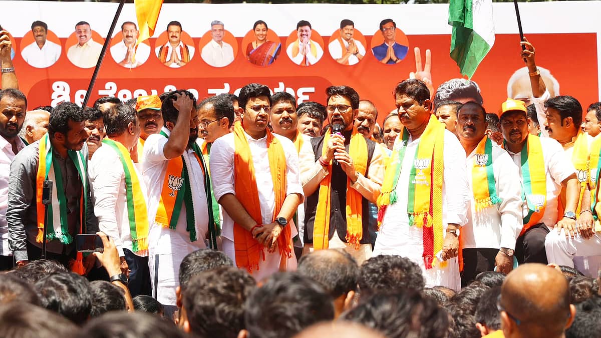 ತೇಜಸ್ವಿ ಸೂರ್ಯ ರ್ಯಾಲಿಯಲ್ಲಿ ಪಾಲ್ಗೊಳ್ಳುವಂತೆ ಒತ್ತಾಯ: ಜೈನ್ ಕಾಲೇಜು ವಿದ್ಯಾರ್ಥಿಗಳ ಆರೋಪ!