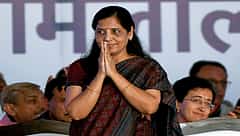 ತಿಹಾರ್ ಜೈಲಿನಲ್ಲಿ ಸಿಎಂ ಅರವಿಂದ್ ಕೇಜ್ರಿವಾಲ್ ಭೇಟಿಯಾಗಲು ಪತ್ನಿ ಸುನೀತಾಗೆ ಅನುಮತಿ: AAP