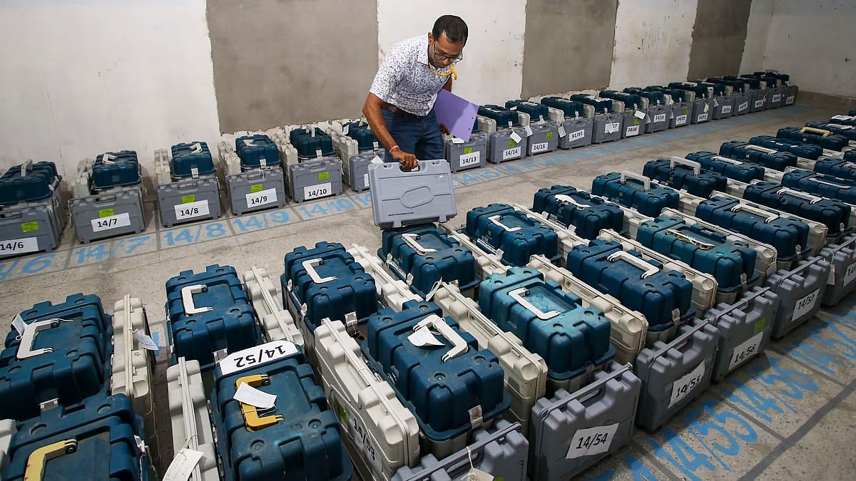 EVM ಕಾರ್ಯನಿರ್ವಹಣೆ ಕುರಿತು EC ಯಿಂದ ಸ್ಪಷ್ಟೀಕರಣ ಕೇಳಿದ ಸುಪ್ರೀಂ ಕೋರ್ಟ್!